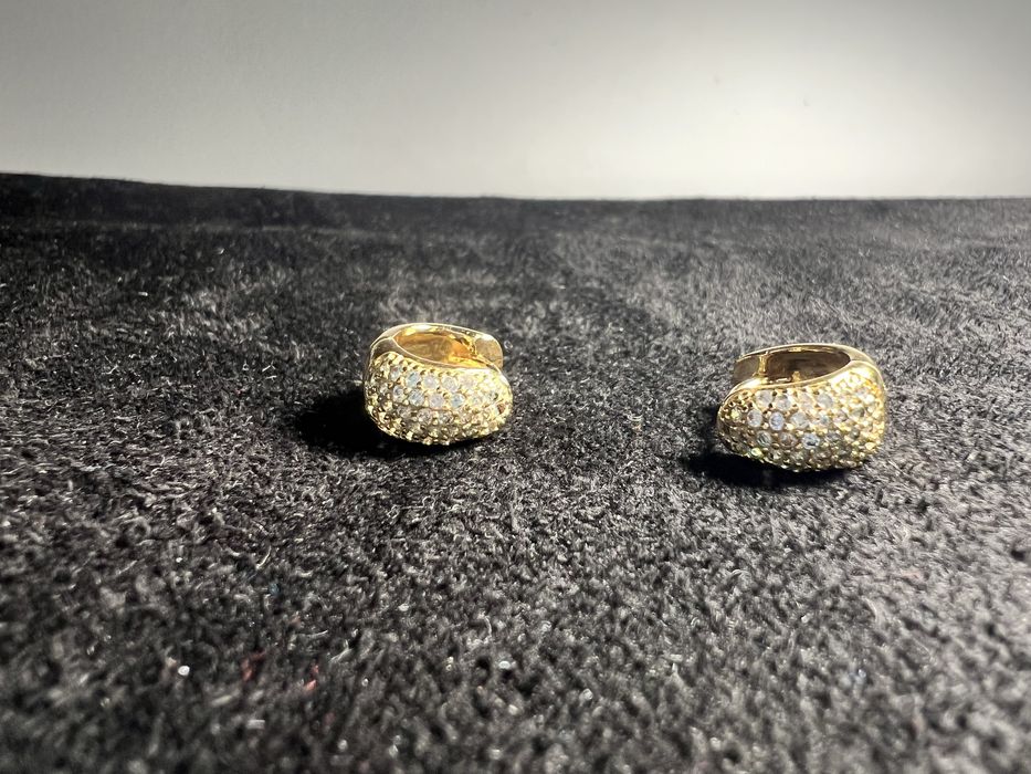 Cercei eleganți aurii