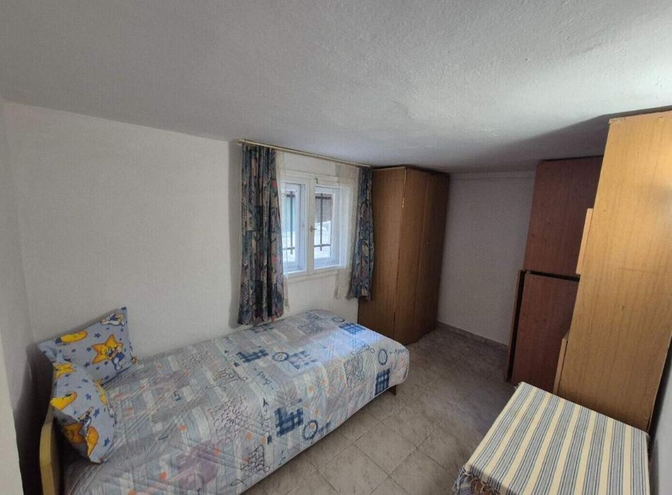 Дава се под наем Двустаен апартамент в Пловдив, Кючук Париж - 45 кв.м за 153 € - Снимка #3