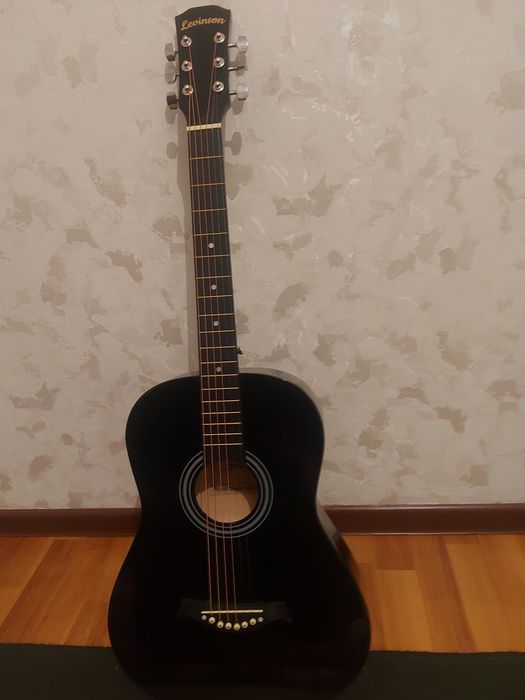Гитара Levinson новый не использованный
