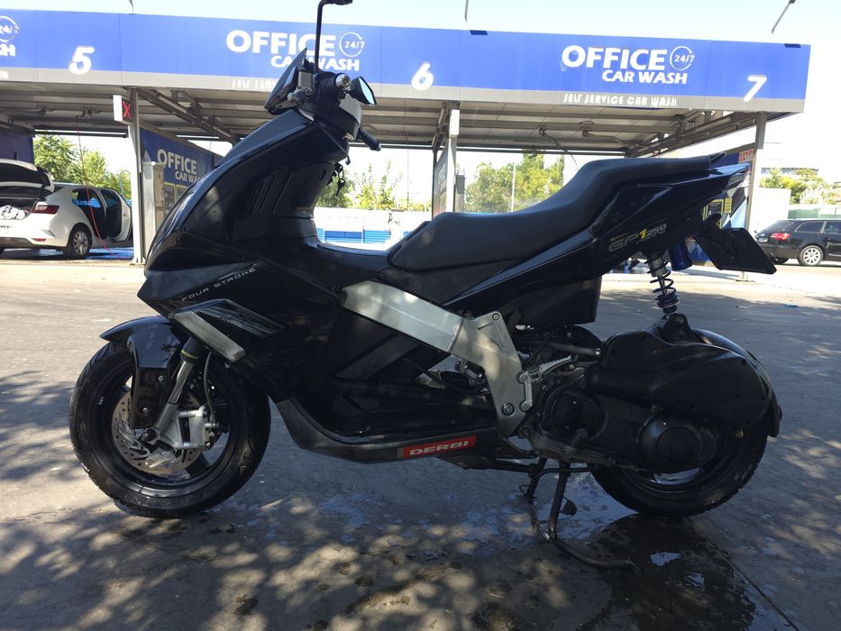 Vand Derbi Gp1 250Cc Nu piaggio, gilera, aprilia, yamaha