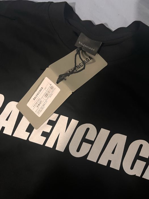 Tricou balenciaga