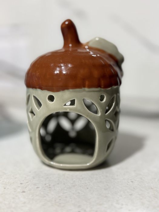 Продам подсвечники разные