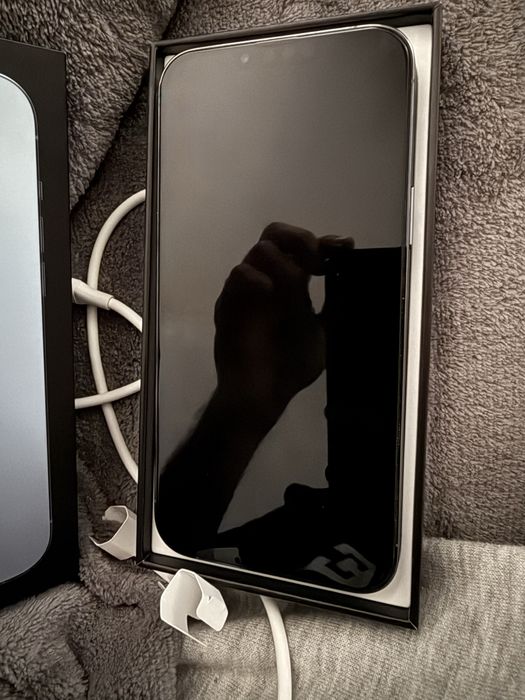 iPhone 13 Pro Max - неразличим от нов