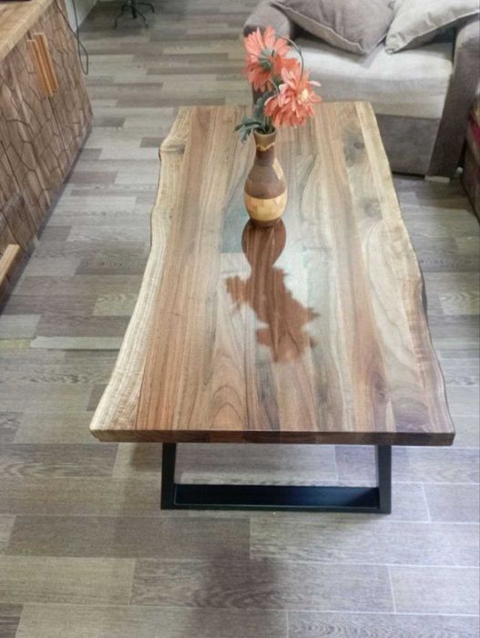 Зеркало  и Кофейный столик в стиле Лофт из ореха