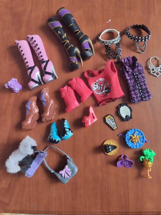 Аксессуары для Монстр хай