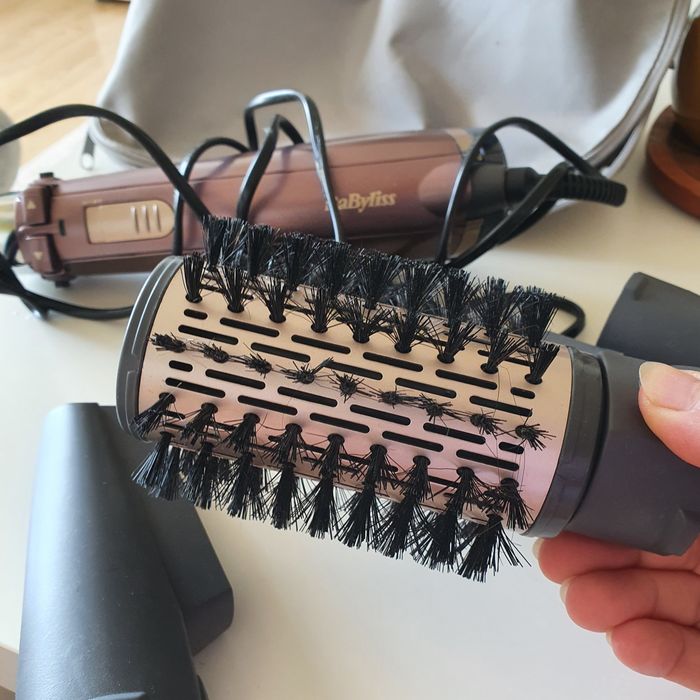 Perie rotativa Babyliss ca noua