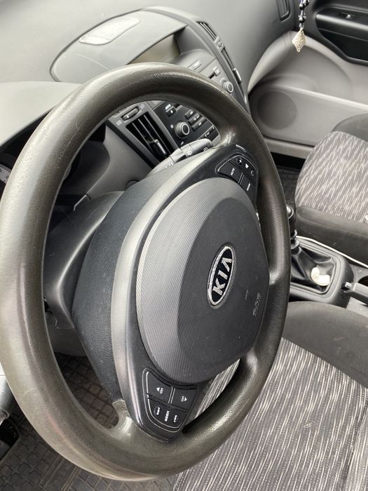 Киа сийд на части