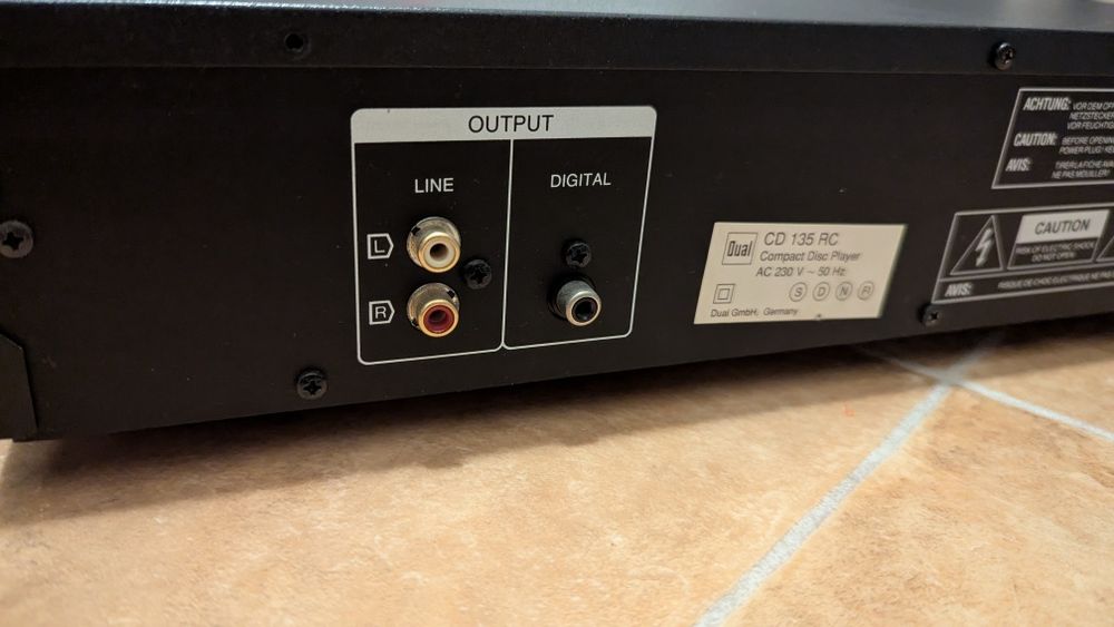 Cd player Dual CD 135 RC, ieșire coaxiala