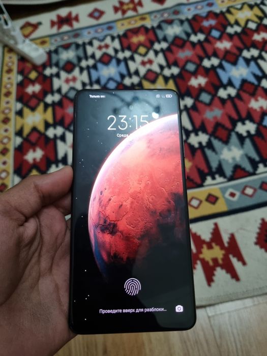 Samsung S21 и Mi 9T