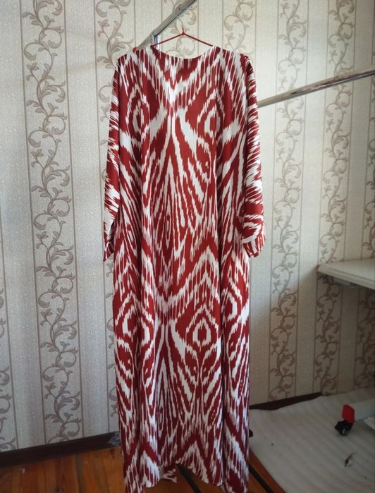 Abaya ayollar libosi