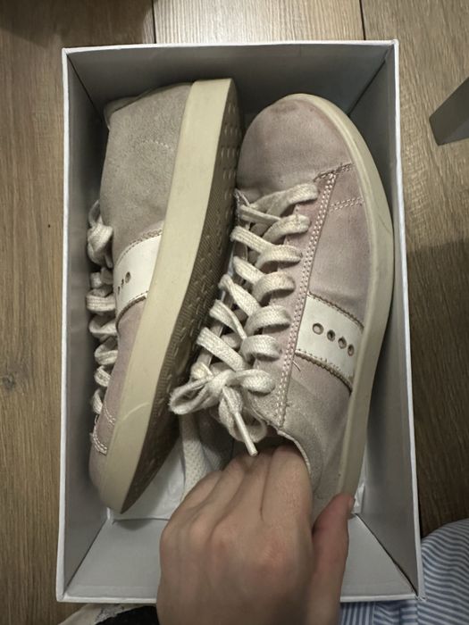 Распродаю обувь: тапочки Birkenschtok, кеды ECCO