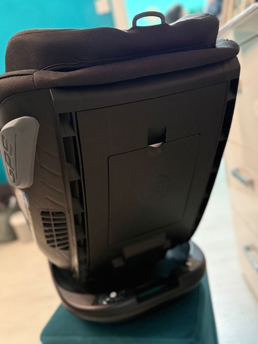 Scaun auto cu baza isofix 360 nou nout