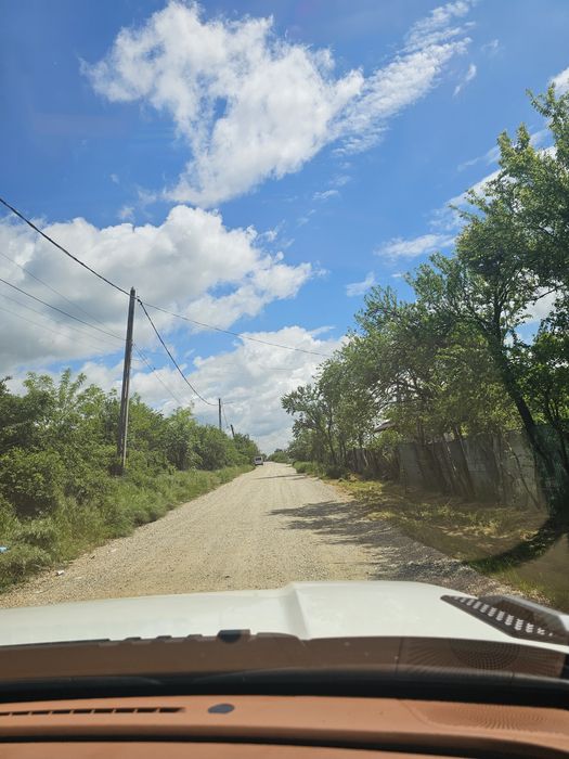Peris..teren intravilan pe strada cu case , strada primariei