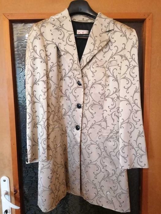 НОВО оригинално удължено сако на Betty Barclay,№36/S.