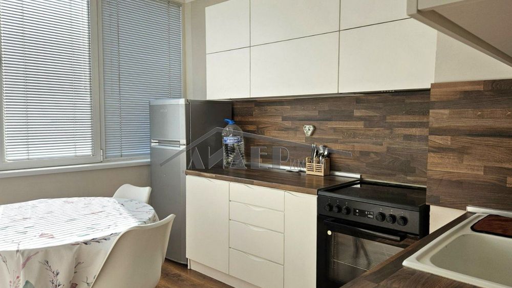 Дава се под наем Двустаен апартамент в Пловдив, Тракия - 74 кв.м за 498.27 € - Снимка #7