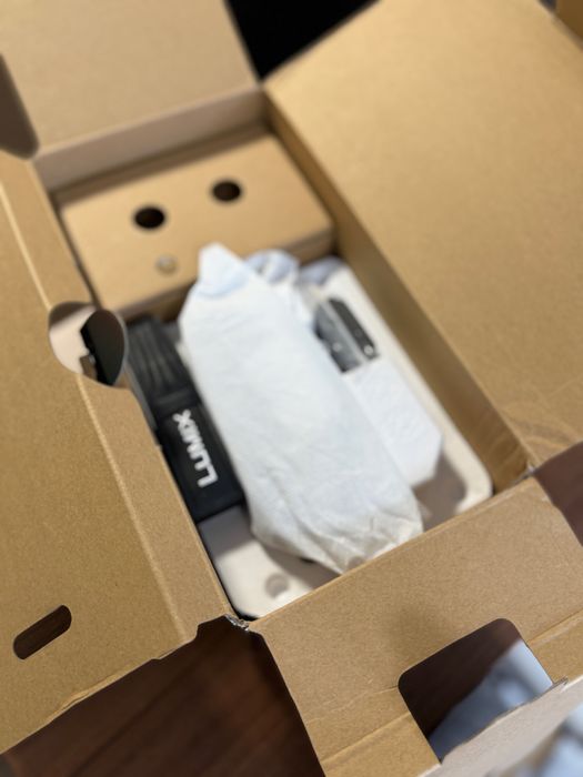 Camera foto Lumix Jet Black 24 MP 6K eith S 18-40 mm f / 4.5-6.3