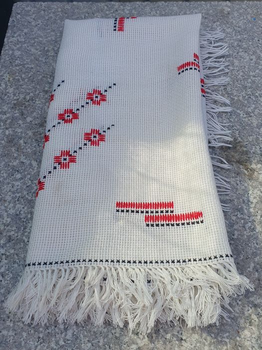 Mileuri brodate 2 bucati