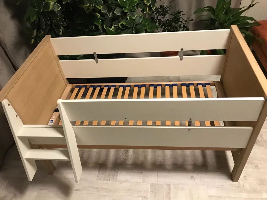Patuti copii cu baldahin, multifunctional si scaun de masa pentru copi