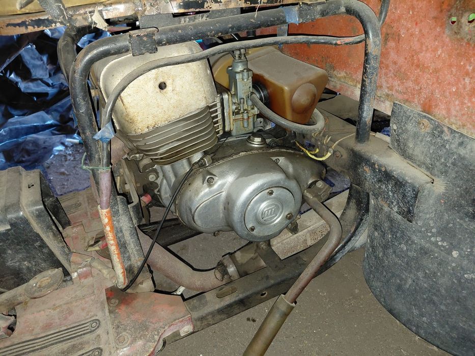 Продам мотороллер "Муравей"