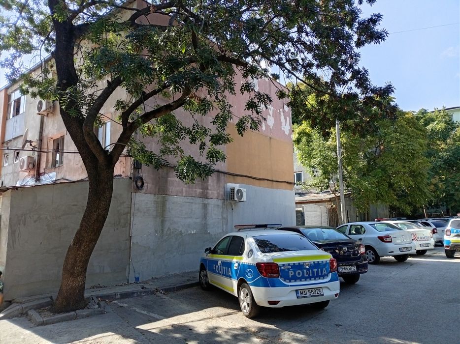 Vând apartament cu 2 camere