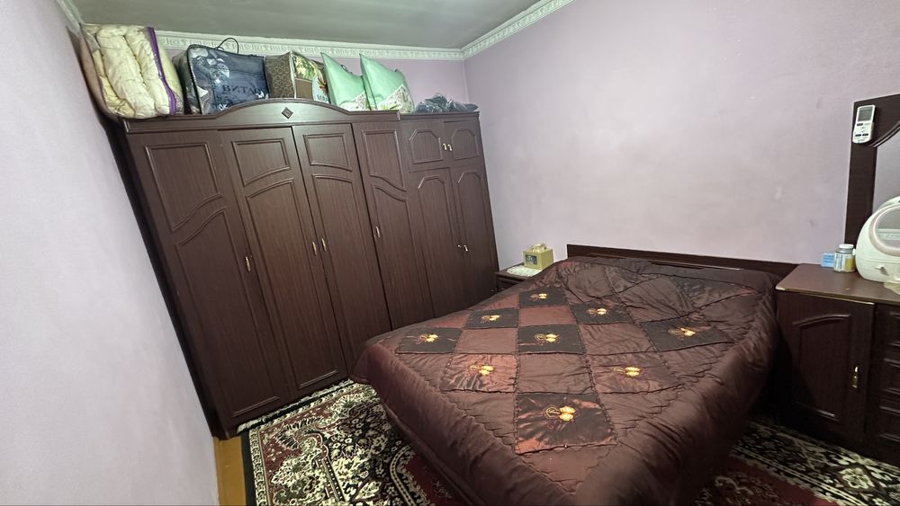 Mebel sotiladi srochno