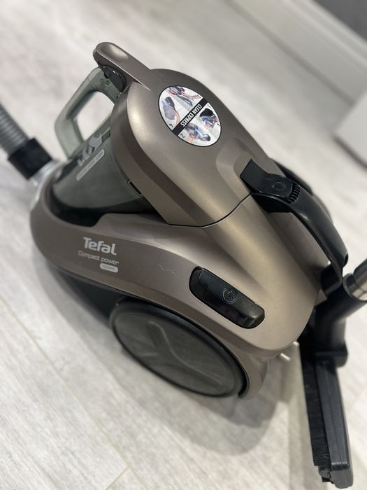 Пылесос Tefal Compact Power Cyclonic