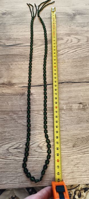 Coliere din imitație citrin și  mărgele negre/verzi