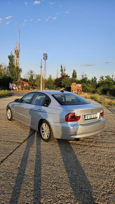 Vând Bmw E90 318i