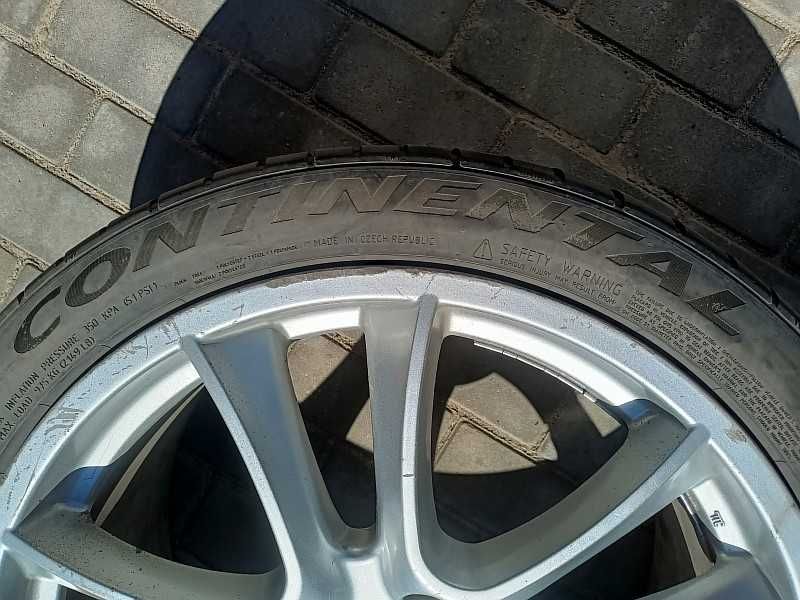 Шины 295/35 R21 - "Continental ExtremeContact DWS 06 Plus" (Чехия).