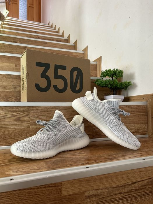 Yezzy 350 white