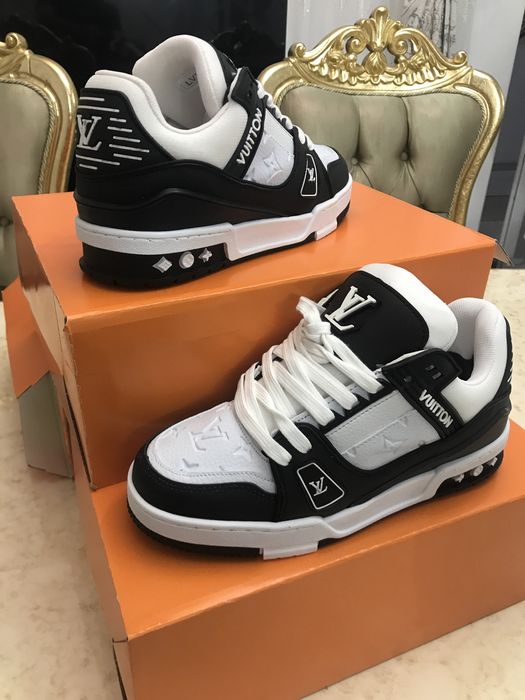 Adidasi Louis Vuitton nou