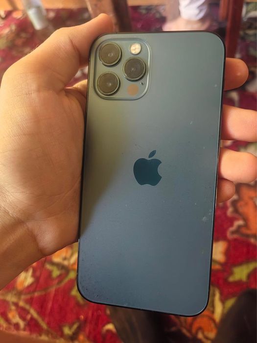 Продам apple 12(про)