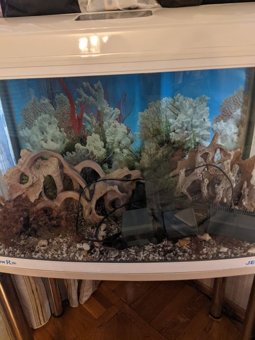 Продам аквариум на ножках