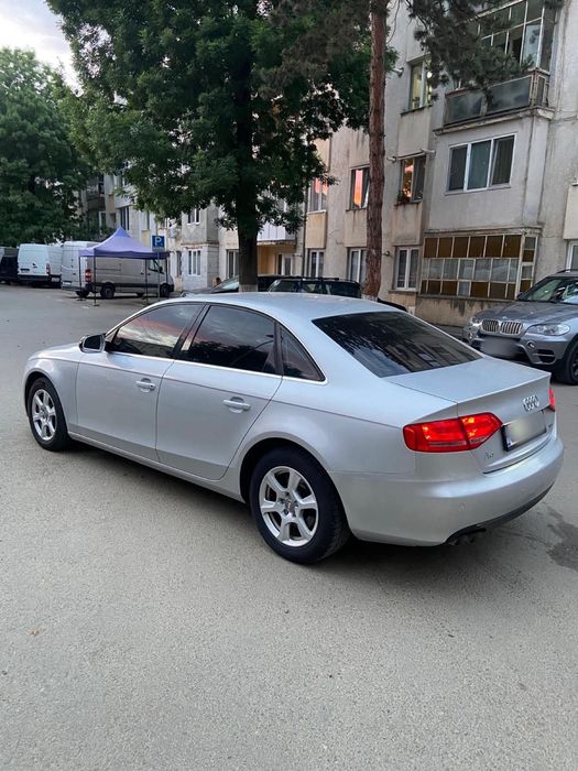 Audi a4 b8  2011