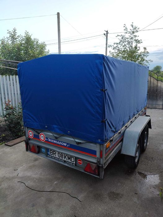 Prelate remorci,umbrele,mopede etc