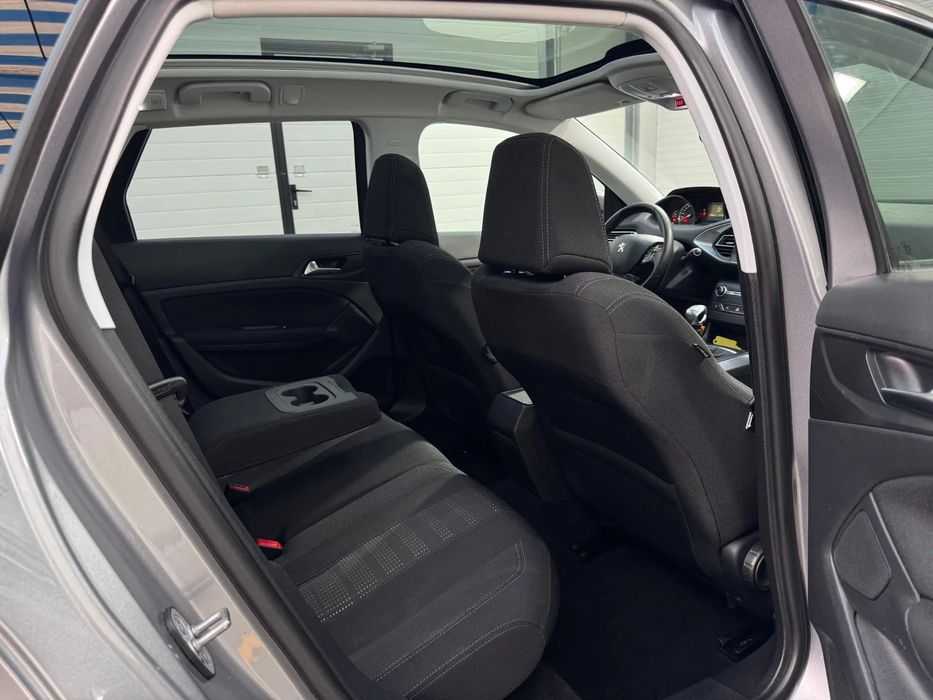 Peugeot 308 1.2i/130cp/Panoramic/GTLINE/Cutie manuala/Garantie12luni/Rate