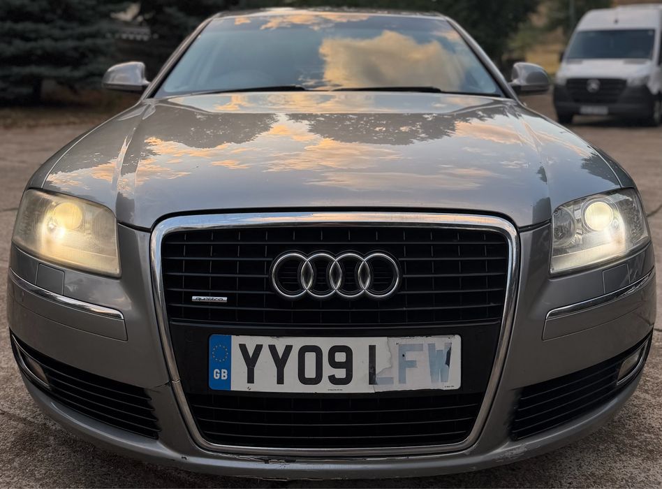 AUDI A8 - FaceLift - 2009 - 3.0 TDI - Quattro - V6 - 4x4 - Automat - Xenon - Led - 4 Zone de clima - Acte valabile - Carte Intreaga - ETC ETC ETC