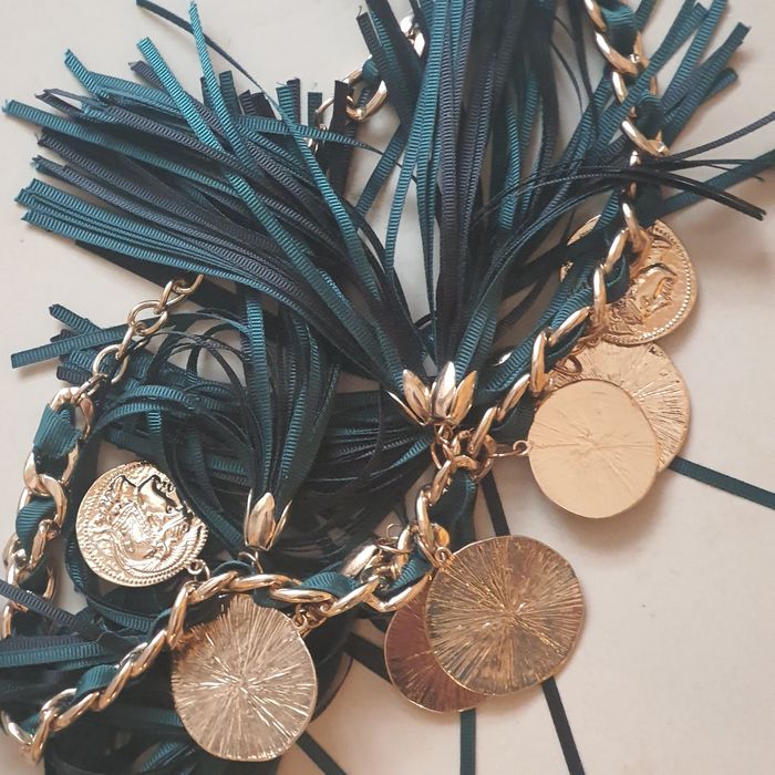 Колие   ново модерно