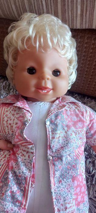 Реалистична кукла