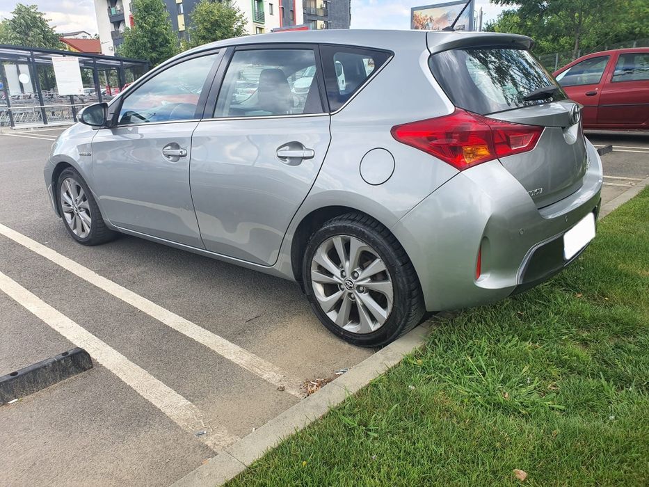 TOYOTA Auris 2013 — imagine 5
