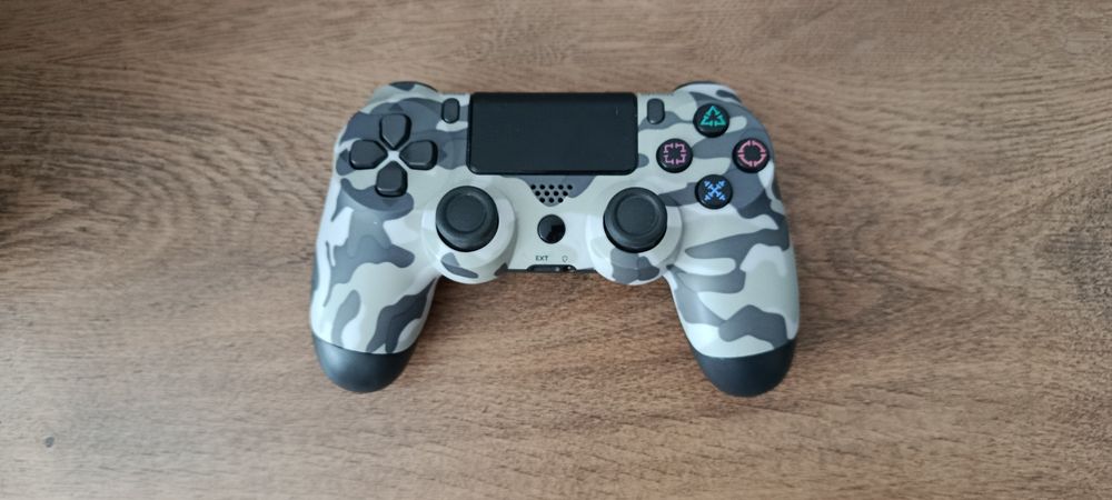 Гейминг контролер (джойстик) съвместим с PS4