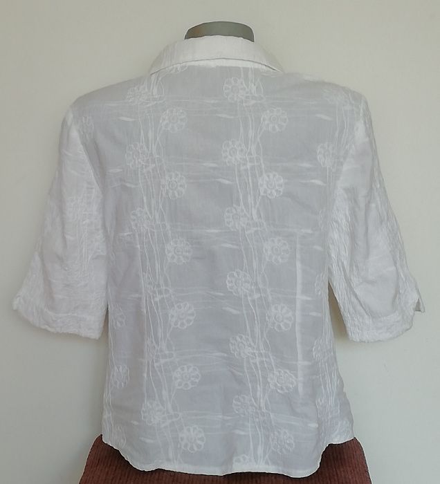 Дамски ризки с бродерия - бяла и бежова