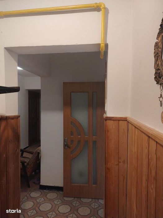 Apartament 3 camere cu 2 balcoane în Bacău