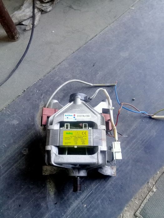 Продам двигатель от стиралки