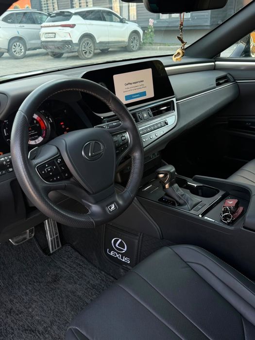 Продам Lexus Es350 свежопригнан
