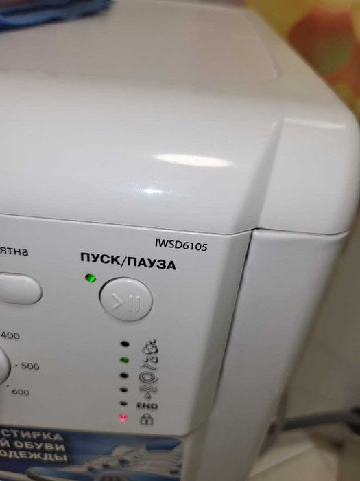 Стиральная машина Indesit IWSD6105