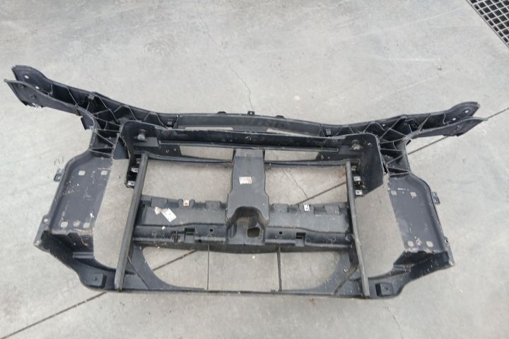 Trager / Calandru 7173564 5164-7173564 7173564 5164-7173564 BMW Seria