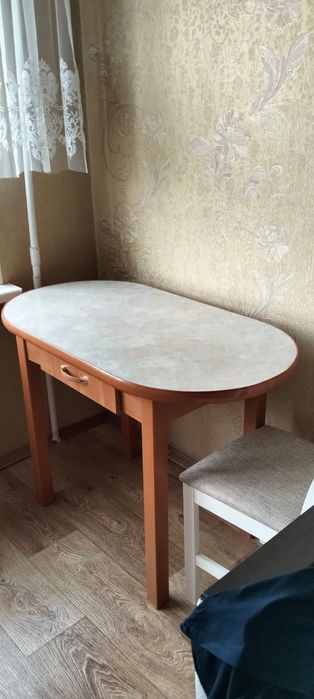 Обеденный стол 15 000