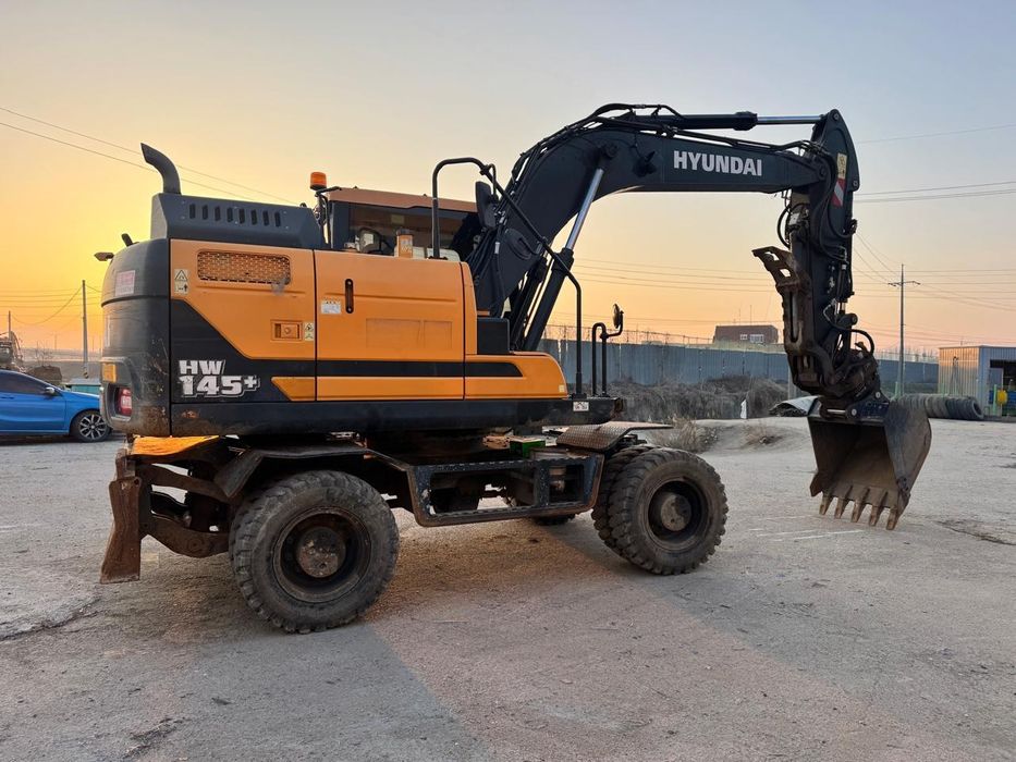 Услуга малютка 3в1 экскватор погрузчик