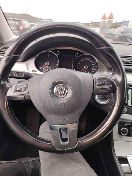 Vand VW Passat B7 2011 DSG 2.0 TDI